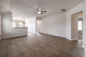3205 Tilmon Ln. in Austin, TX - Building Photo - Building Photo