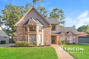 5711 Kiowa Timbers Dr in Humble, TX - Building Photo