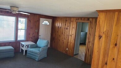 2 Robertson Rd in Narragansett, RI - Building Photo - Building Photo