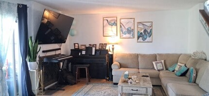 1437 Robin Ln in El Cajon, CA - Building Photo - Building Photo