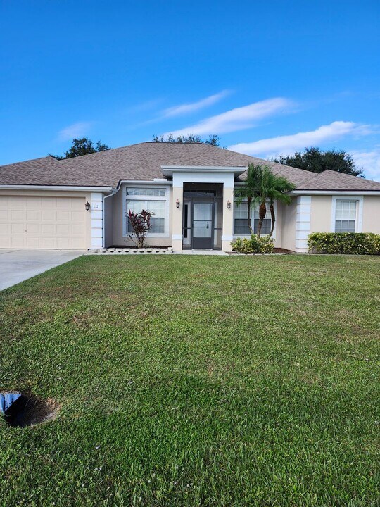 117 Angol St in Punta Gorda, FL - Building Photo