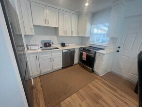 615 Azalea Ln, Unit 4A in Vero Beach, FL - Building Photo - Building Photo