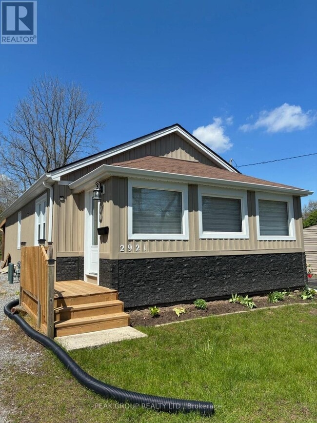 property at 2921 Portage Rd
