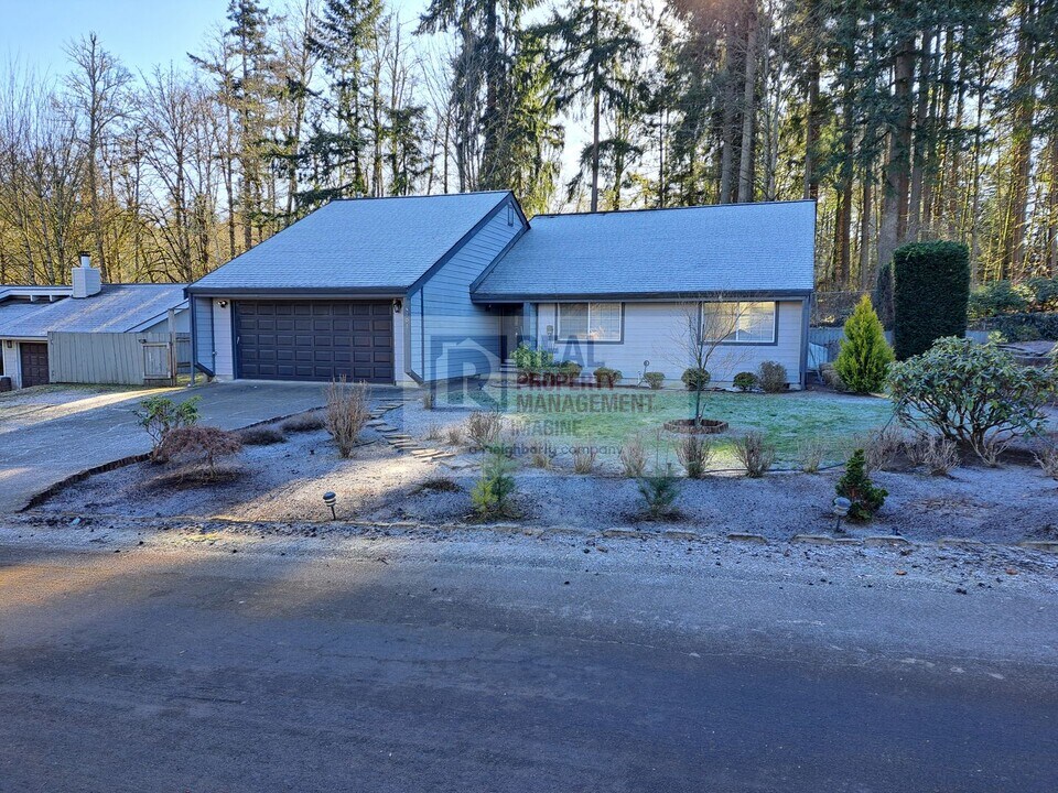 4701 7th Ave NE in Lacey, WA - Building Photo