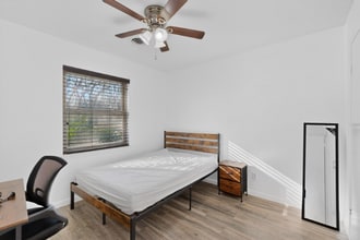 404 Nottingham Dr in Irving, TX - Building Photo - Building Photo