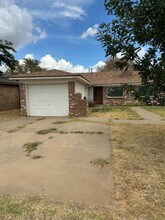 616 N Elkhart Ave in Lubbock, TX - Building Photo - Building Photo