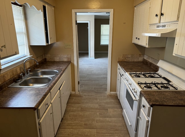 940 Pebblebrook Dr in Montgomery, AL - Building Photo - Building Photo