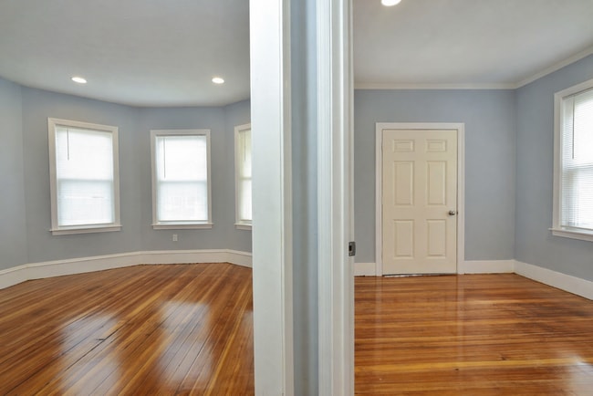 9 Nightingale St in Boston, MA - Building Photo - Building Photo