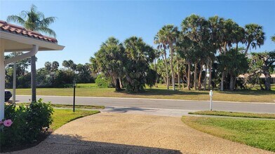 2942 Tuckerstown Dr in Sarasota, FL - Building Photo - Building Photo