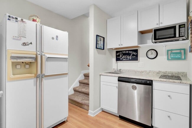 1428 Bloomingdale Ln in Mount Pleasant, SC - Building Photo - Building Photo