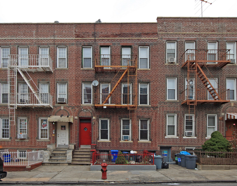 353 63rd St in Brooklyn, NY - Building Photo