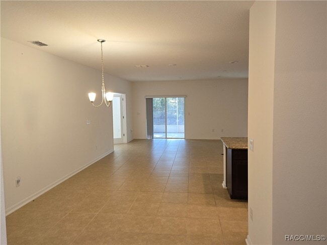 1 Greenpark Blvd in Homosassa, FL - Building Photo - Building Photo