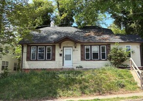 2304 Montrose Ave in Winston-Salem, NC - Building Photo