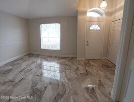 1751 Bobtail Dr in Maitland, FL - Building Photo