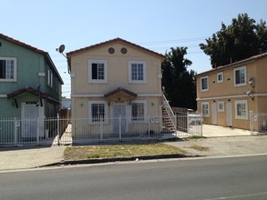 9201-9271 S Central Ave in Los Angeles, CA - Building Photo - Building Photo