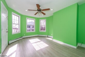 13 Garrison St in Paterson, NJ - Building Photo - Building Photo