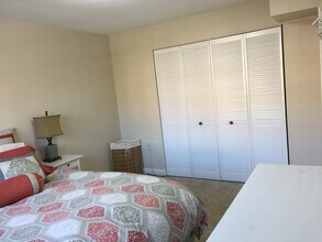 2100 North Scott Street, Unit 101 in Arlington, VA - Building Photo - Building Photo