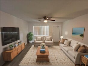 17 NE 2nd Ave in Dania Beach, FL - Building Photo - Building Photo
