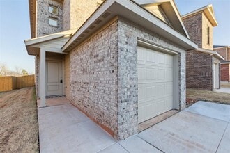 14910 Parkway Center Ave in Oklahoma City, OK - Building Photo - Building Photo