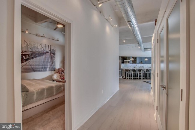 444 N 4th St-Unit -716 in Philadelphia, PA - Building Photo - Building Photo