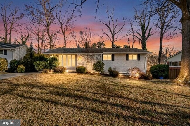 6313 Tone Dr in Bethesda, MD - Building Photo - Building Photo