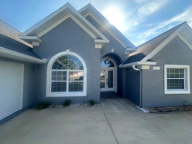 property at 11 Feling Ln