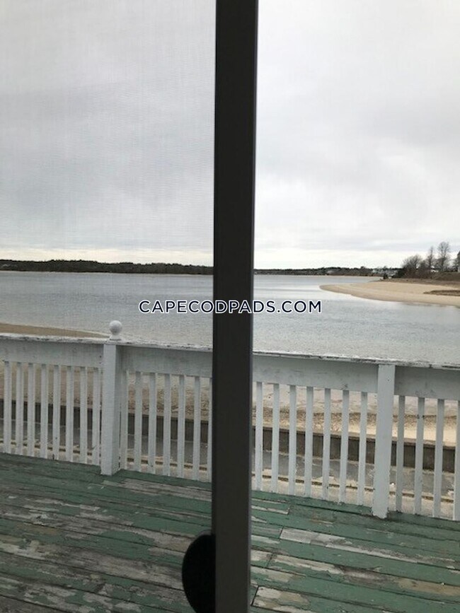 6 S Water St-Unit -2 in Wareham, MA - Building Photo - Building Photo