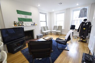 48 Gloucester St, Unit 2 in Boston, MA - Building Photo - Building Photo