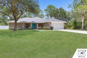 51 Sleepy Hollow Trail in Palm Coast, FL - Building Photo - Building Photo