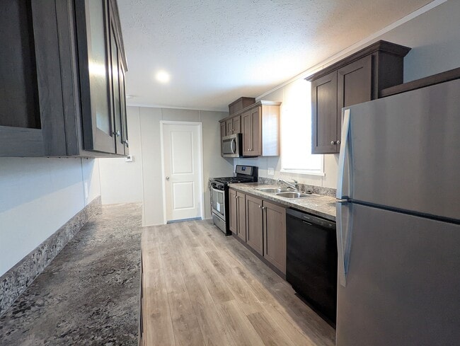 property at 630 Oregon St