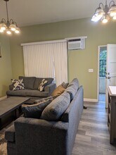 1125 N Gage Ave, Unit 1125 in Los Angeles, CA - Foto de edificio - Building Photo