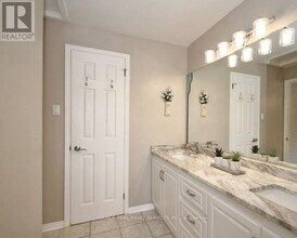 8 Birchview Rd in Ottawa, ON - Building Photo - Building Photo