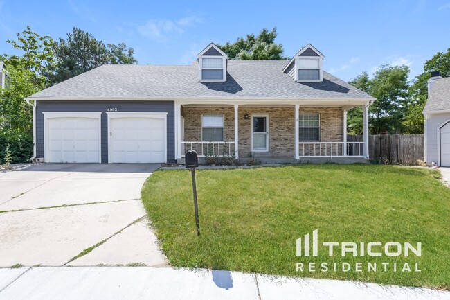 property at 4992 E Davies Dr