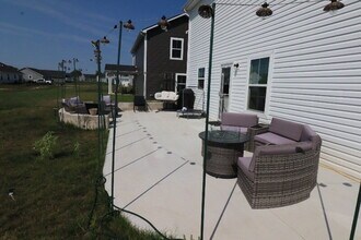 1748 Plum Brook Dr in Greenfield, IN - Building Photo - Building Photo