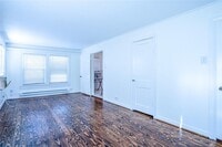 602.5 Fairbanks St photo'