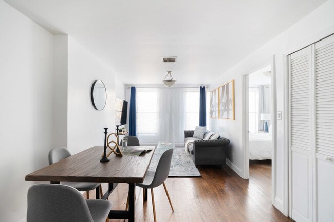 1435 2nd Ave in New York, NY - Building Photo - Building Photo