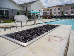 The Waters at Crestview in Crestview, FL - Foto de edificio - Building Photo