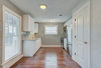 2127 Maximilian St in Houston, TX - Building Photo - Building Photo