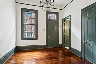 632 Esplanade Ave in New Orleans, LA - Building Photo