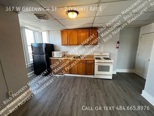 property at 367 W Greenwich St