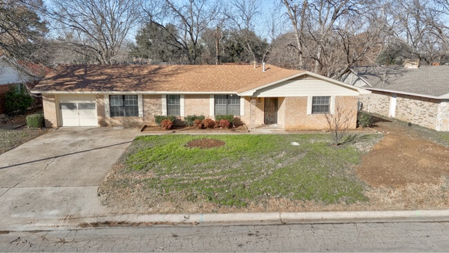 1212 Tulane Dr in Denton, TX - Foto de edificio - Building Photo