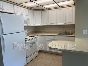 2664 St Joseph Dr in Dunedin, FL - Building Photo - Building Photo