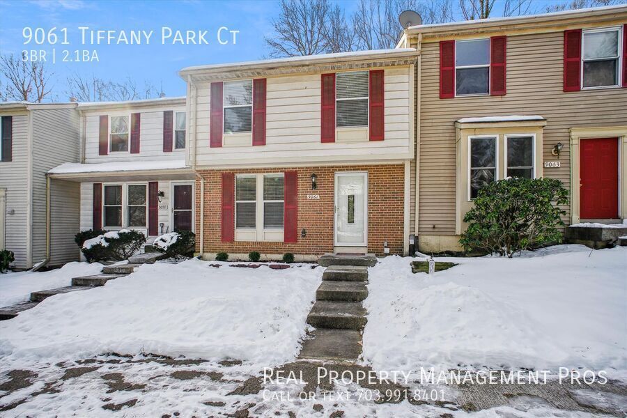 9061 Tiffany Park Ct in Springfield, VA - Building Photo