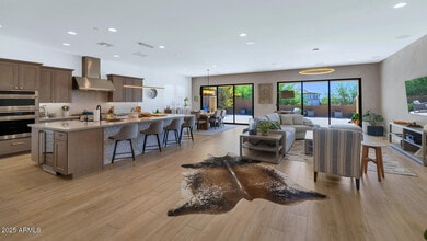 2041 E Fallen Leaf Ln in Phoenix, AZ - Building Photo - Building Photo