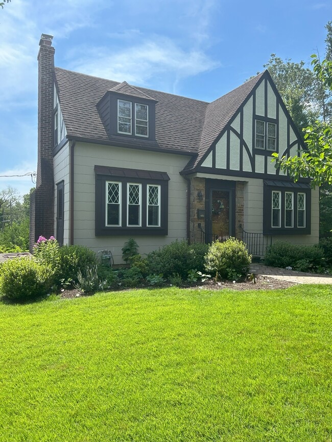 property at 1210 Fairview Ave