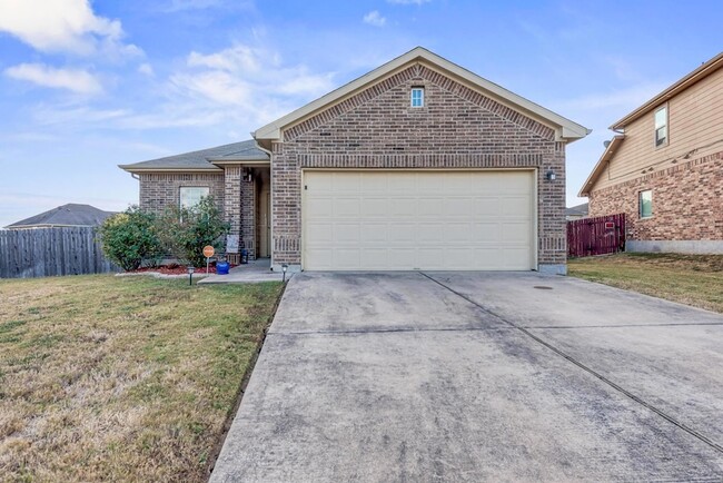 3325 Stirrat St, Unit 411B in Pflugerville, TX - Building Photo - Building Photo