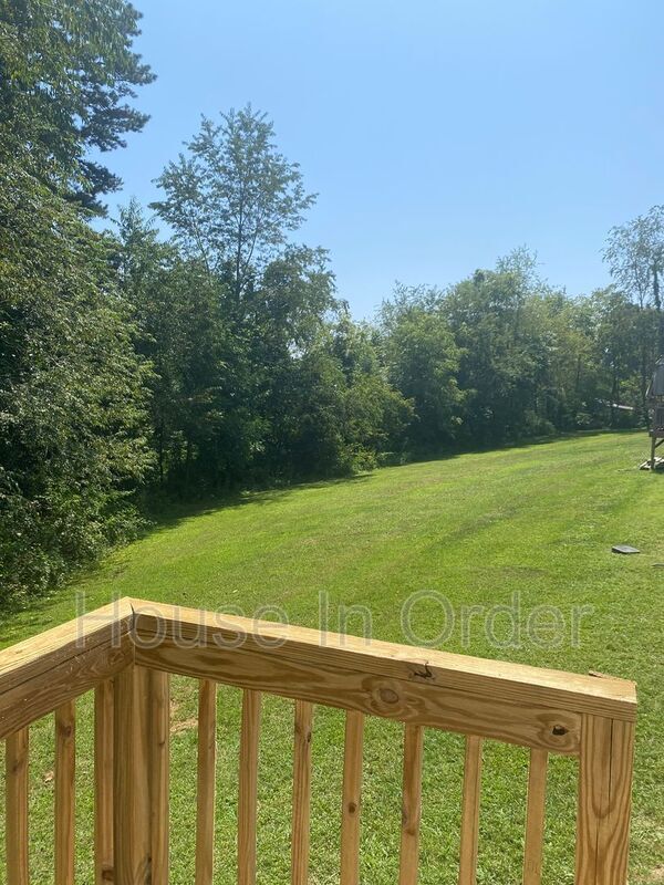 6 Twin Oaks Dr in Asheville, NC - Building Photo - Building Photo