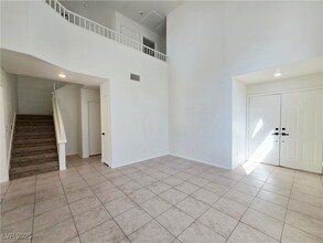 6993 Troubador Dr in Las Vegas, NV - Building Photo - Building Photo