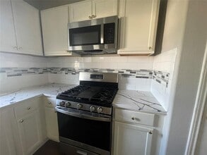 884 Rd 3550 in Cleveland, TX - Building Photo - Building Photo