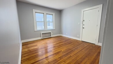 445 Erico Ave in Elizabeth, NJ - Building Photo - Building Photo